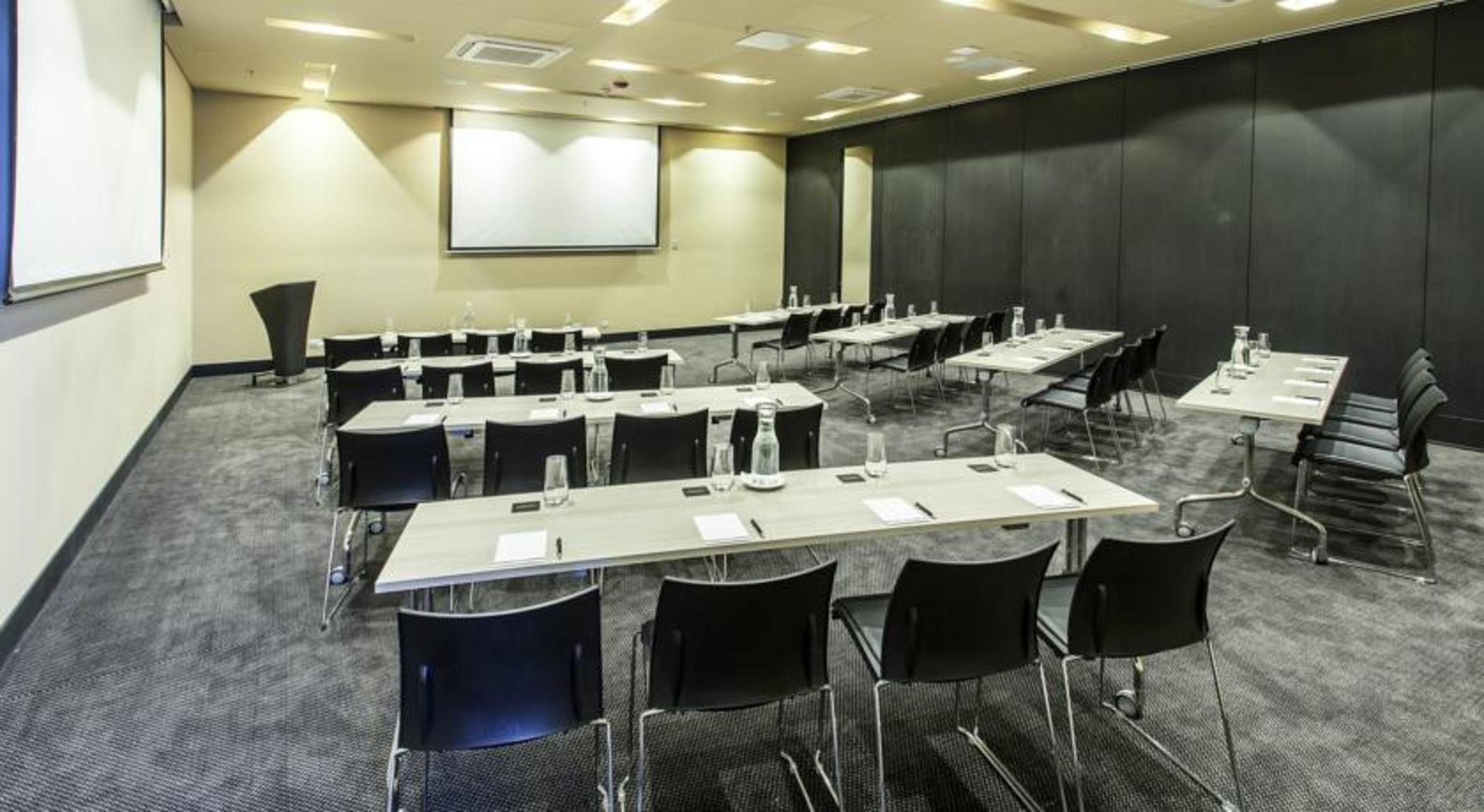 Movich Buro 26 Hotell Bogotá Eksteriør bilde The Boardroom