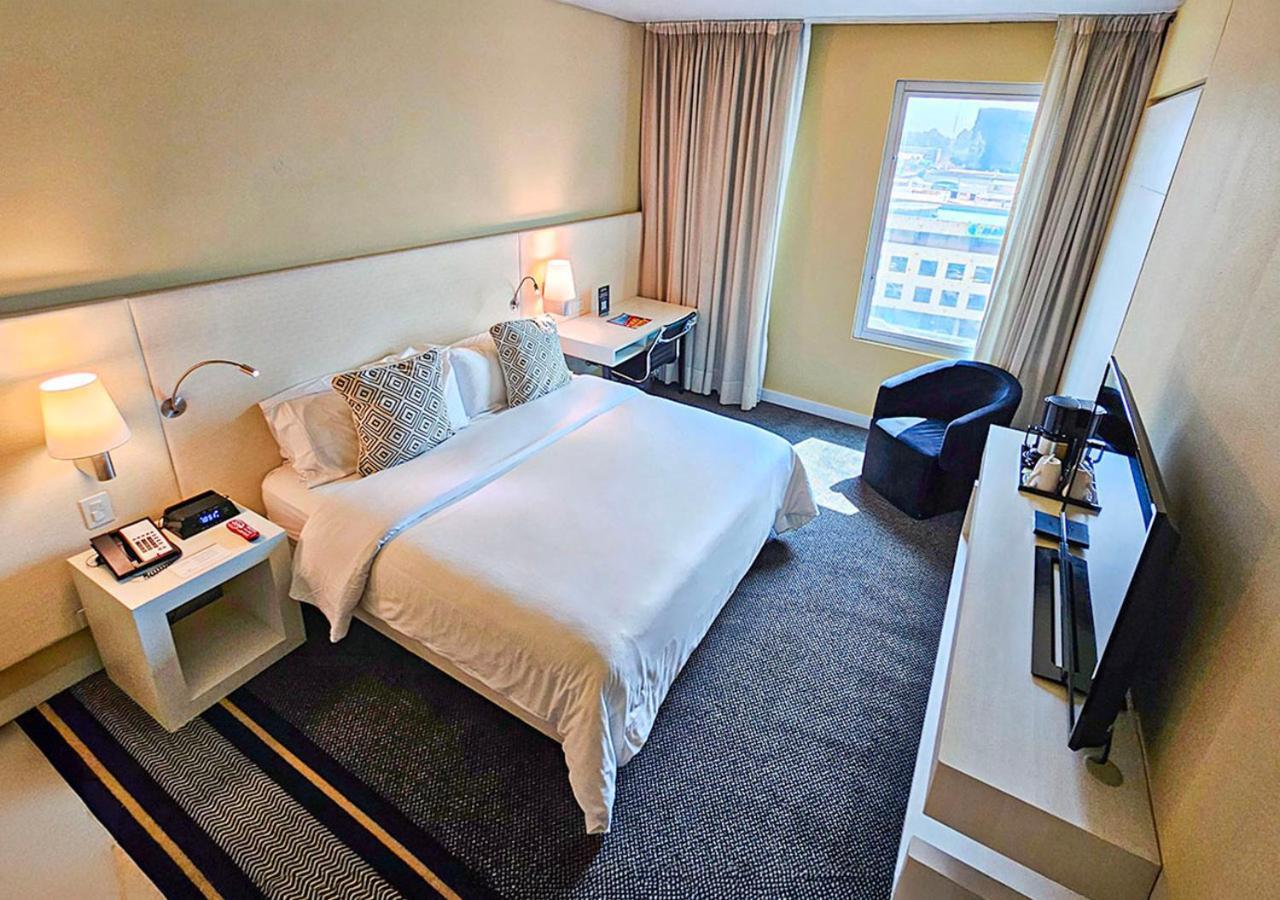 Movich Buro 26 Hotell Bogotá Eksteriør bilde A room at the hotel